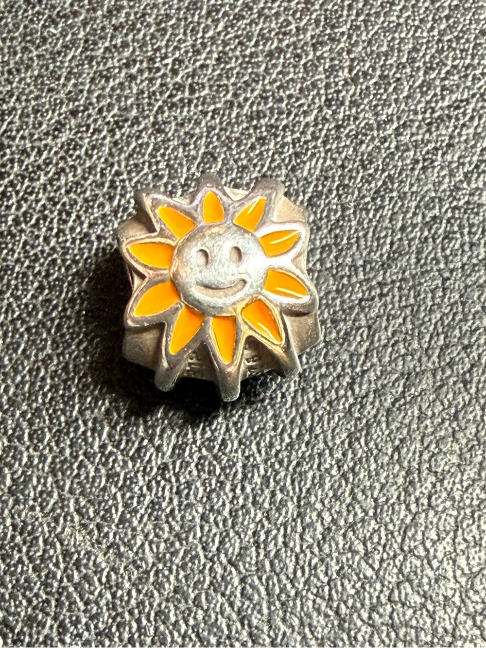 AUTHENTIC PANDORA S925 ALE Smiling Sunshine Summer Yellow Enamel Charm Pendant